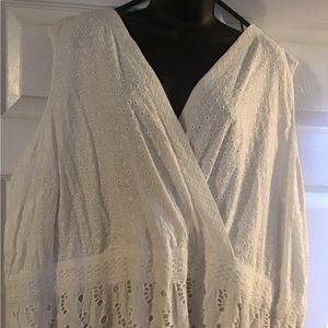 White Crochet/eyelet Dress 32w